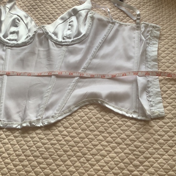 White satin bustier size xxs - Picture 10 of 12